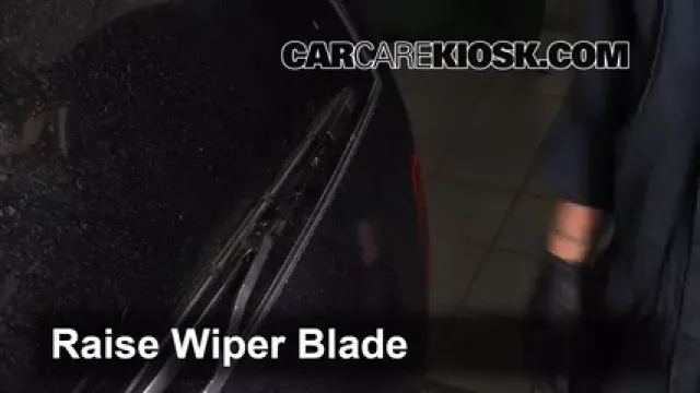 2000 Plymouth Voyager 3.3L V6 Balais essuie-glace arrière Changer les balais des essuie-glace